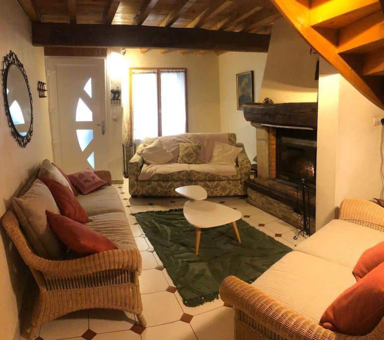 Maison Cosy Et Conviviale, Le B7 Besset Exterior foto